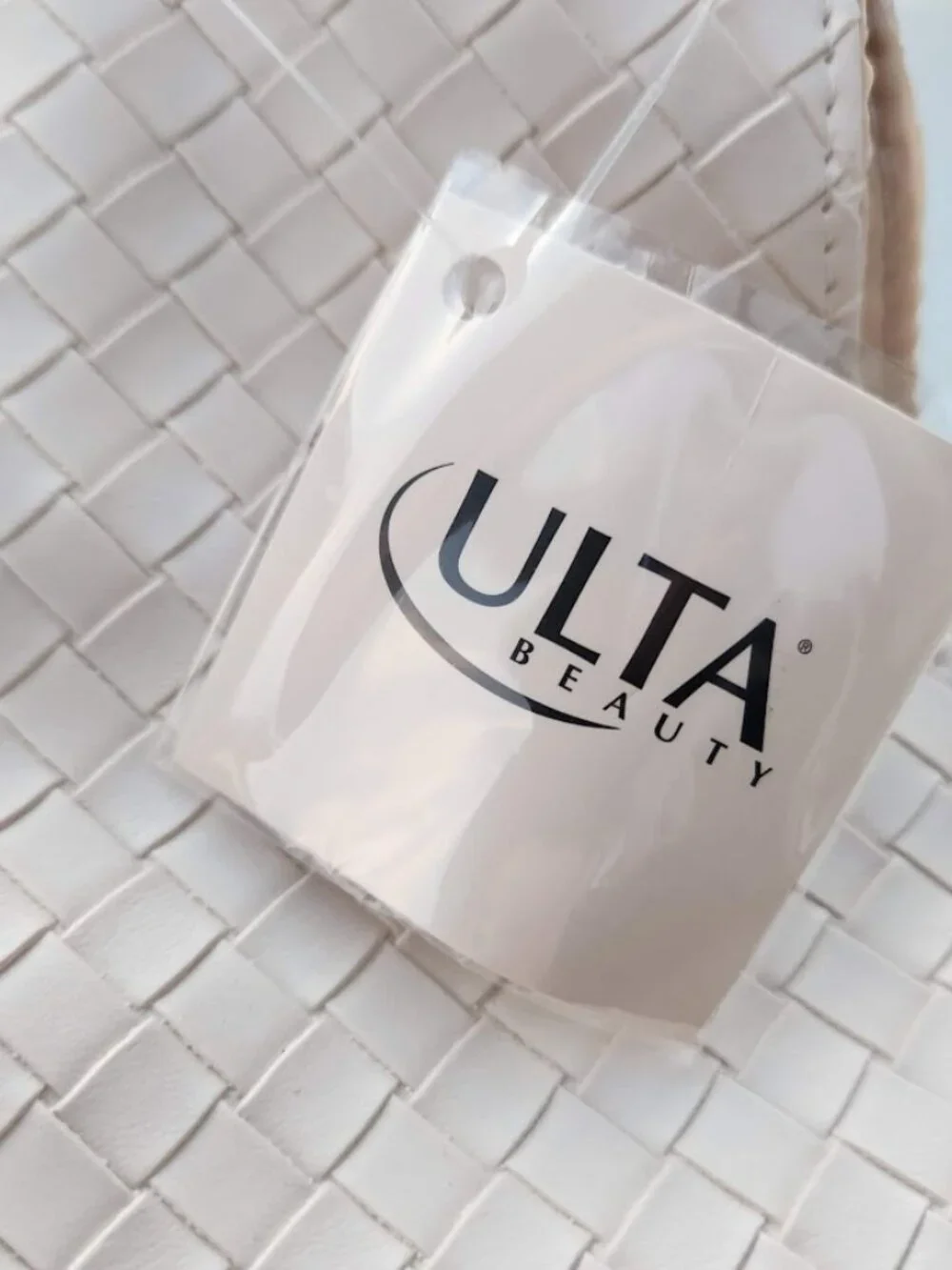 Ulta Beauty Knot Woven Shoulder Hobo Purse Tote Cream Beige Tote Bag NWT Weave F